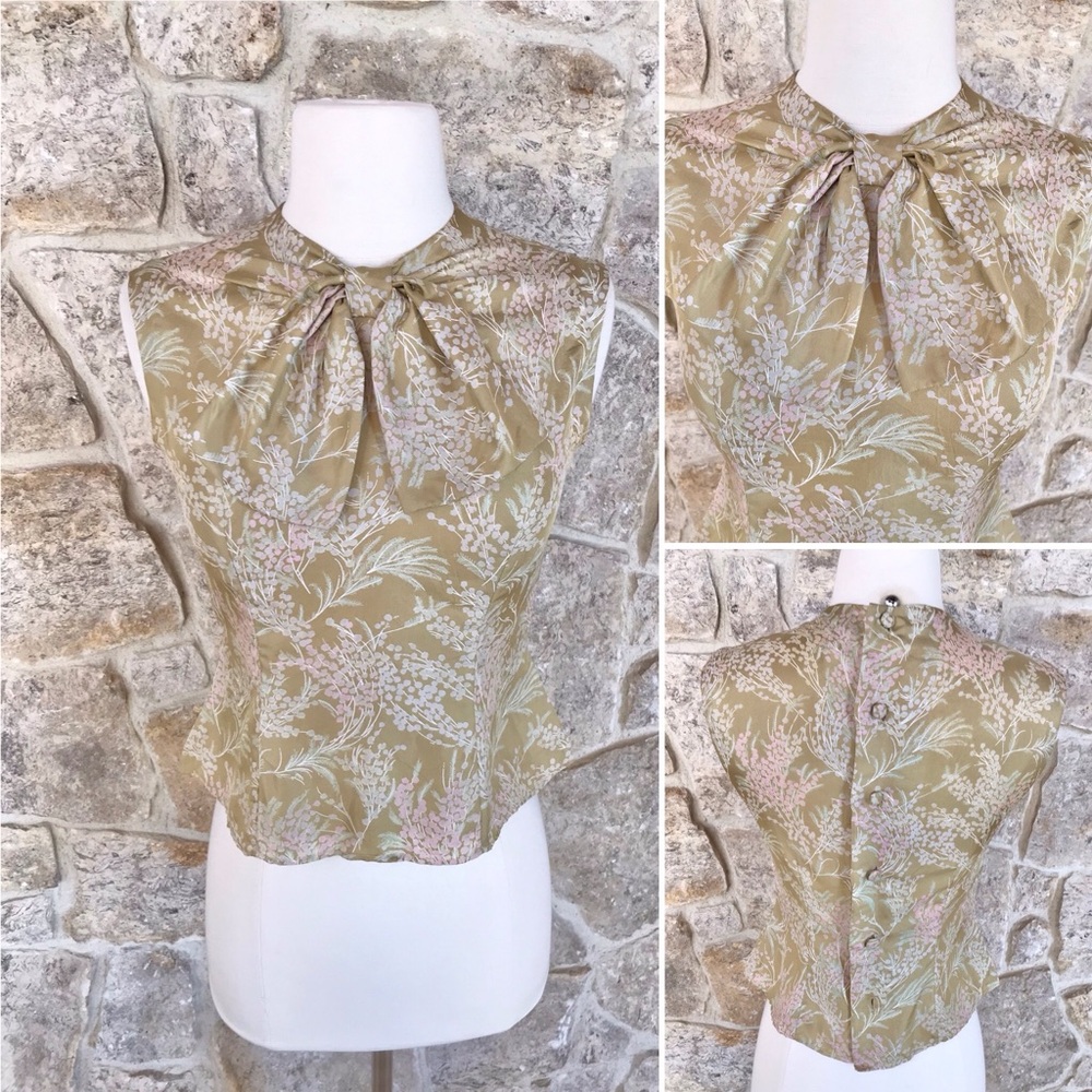 Vintage 1960s 1970s Beautiful Pastel Floral Silk Back Button Blouse with Bow